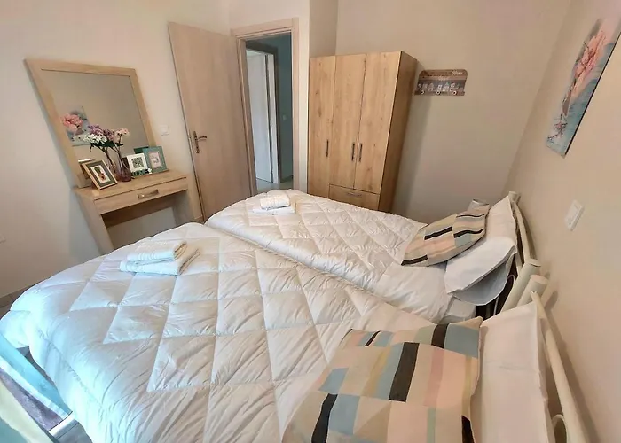 Myrsini\'S Sea View Apartment