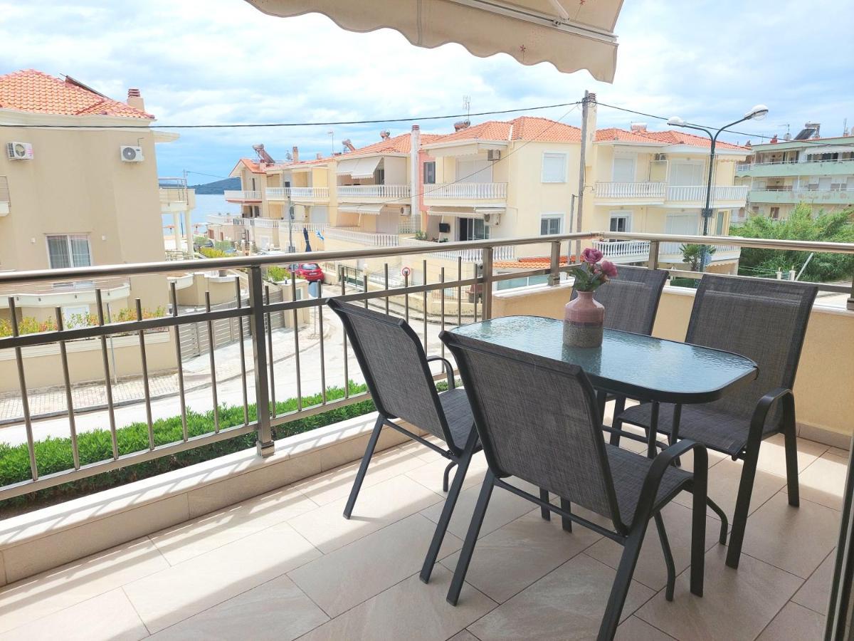 Myrsini's Sea View *